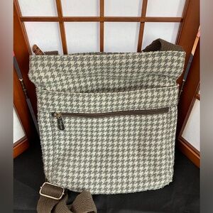 Thirty One Women’s Cross-body /Shoulder Bag Purse.Grey/Tan/White Grey